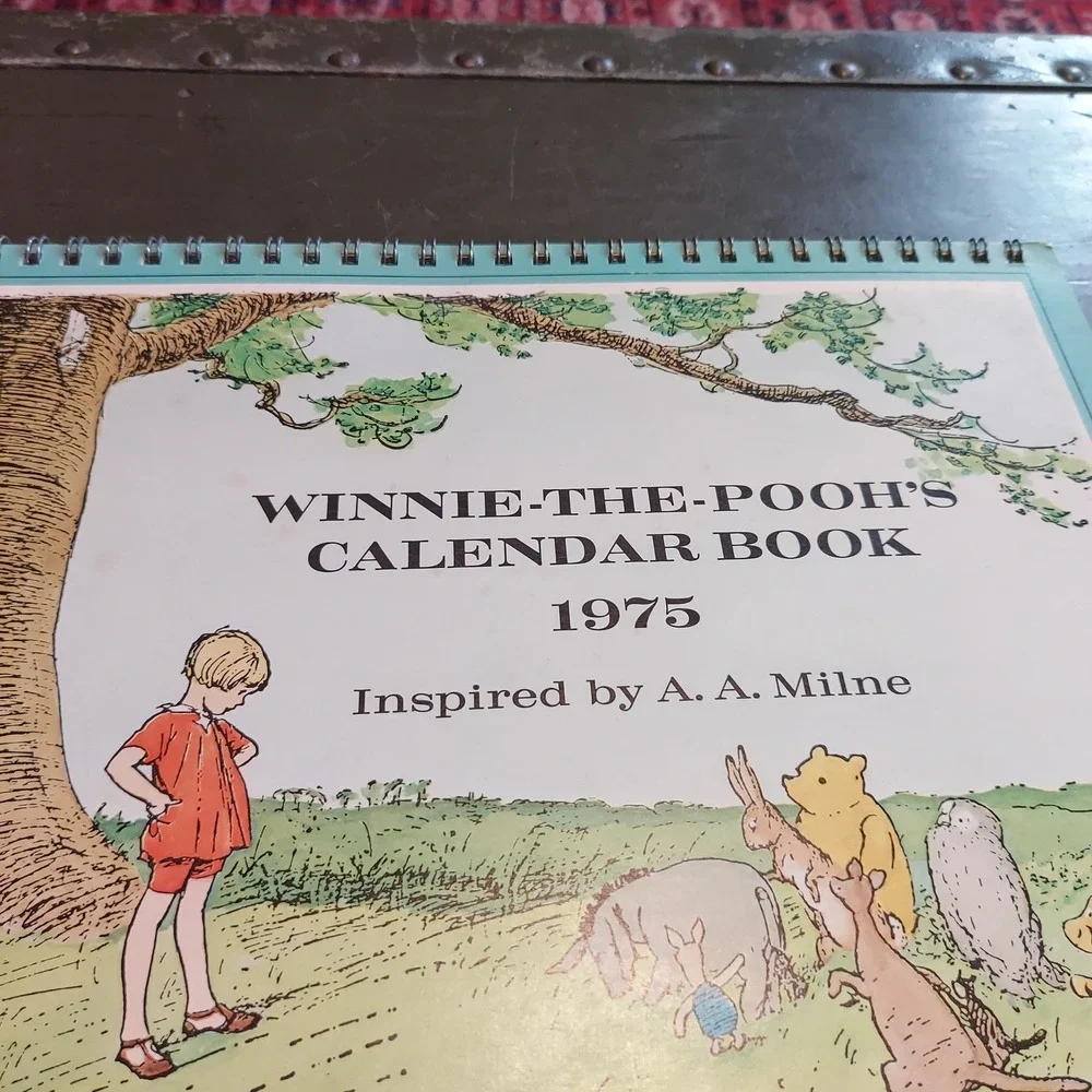 Vintage 1975 Winnie-the-Pooh Calendar Book AA Milne Ernest H Shepard Illustrated